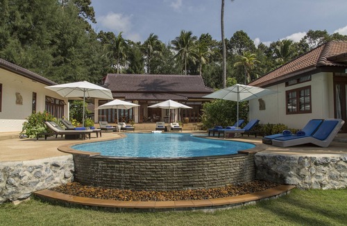 Na Mueang Villa | Amazing Beachfront 4BRM Villa with pool