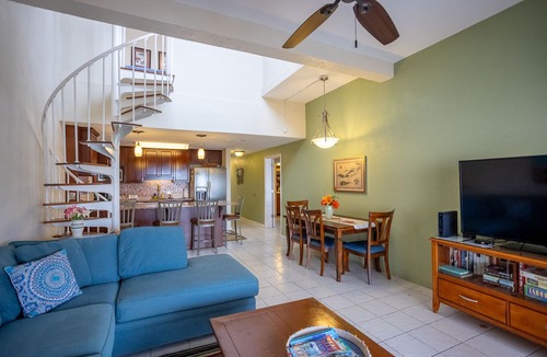Nazareth Condo | Amazing Beachfront Condo: Stunning Views, Pool, Restaurant, Steps to the Beach!