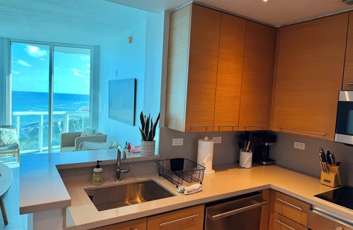 North Beach Condo | Amazing Beachfront Property. Oceanfront views.