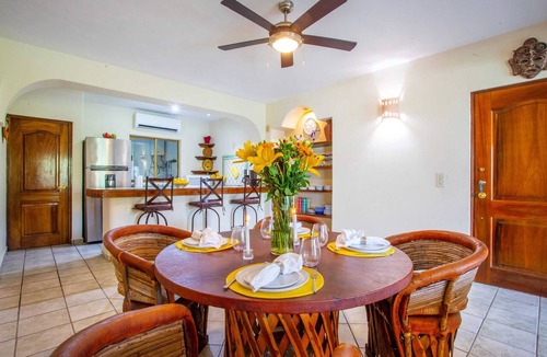 Amapas Condo | Amazing Casa Dorado in Zona Romantica