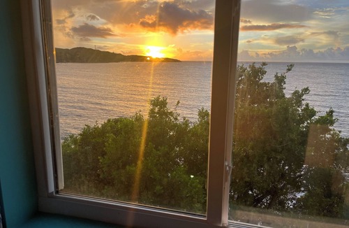 Estate Bolongo Villa | Amazing cliff views! 5min walk to the beach,3 pools & 3 restaurants! 2 bd 2 bath