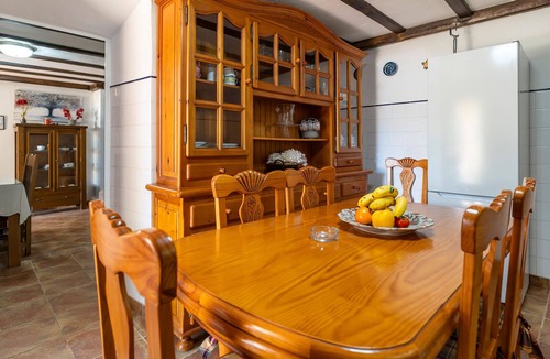 Setenil de las Bodegas House | Amazing home in Setenil de las Bodegas