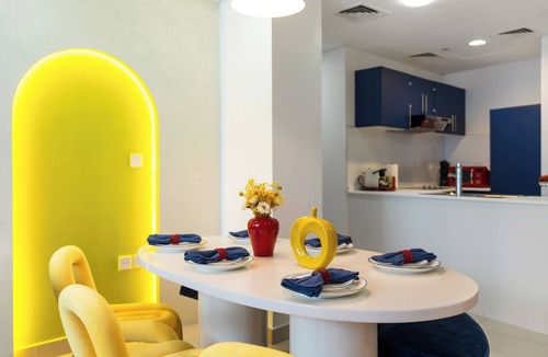 Madinat Zayed Apartment | Amazing Flat Palm Jumeirah View