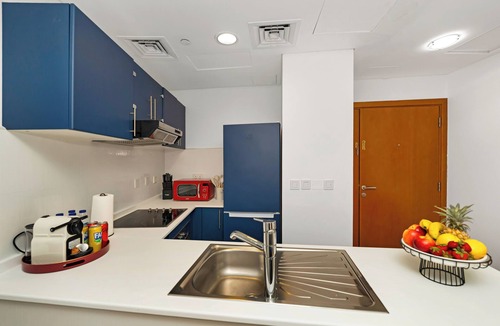 Madinat Zayed Apartment | Amazing Flat Palm Jumeirah View
