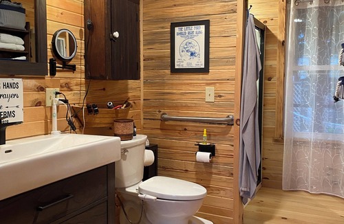 Princeton Cabin | AMAZING GRACE Unplug, Relax, Recharge with magnificent sunsets Sleeps 6