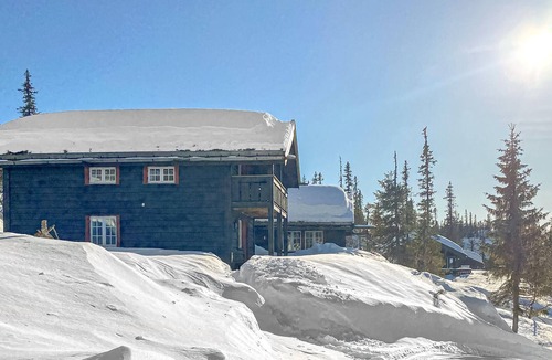 Kroderen House | Amazing home in Eggedal with sauna