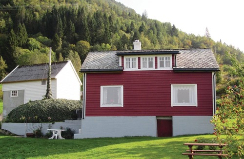 Jondal House | Amazing home in Jondal with WiFi