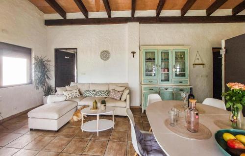 Tarifa House | Amazing Home In Tarifa With Wifi