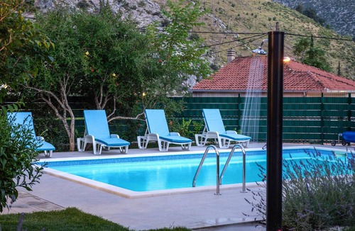 Srinjine Villa | Amazing Home in Zrnovnica With Outdoor Swimming Pool, Wifi and 3 Bedrooms