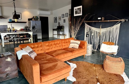 Lone Pine House | Amazing Lone Pine Cabin for Glamping in California