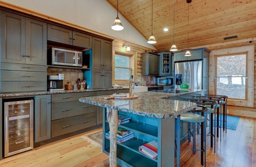 Laurel Ridge Cabin | Amazing Mountain Views Black Mountain Asheville Cabin