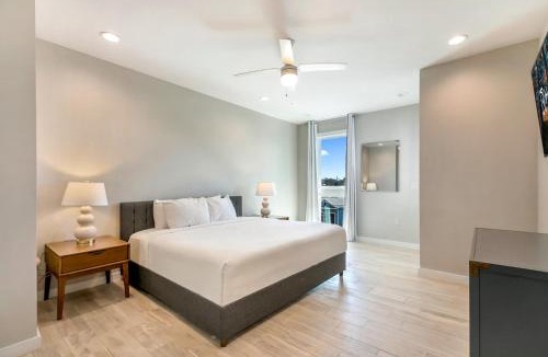 Mid-City House | Amazing New Construction Villa with Balconies