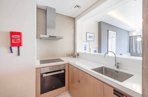 Business Bay Apartment | Amazing Paramount One bedroom