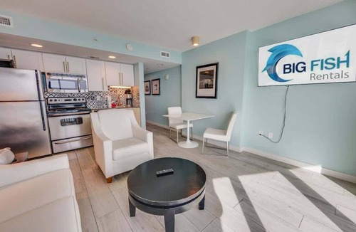 Downtown Myrtle Beach Condo | Amazing Private Honey Moon Suite Direct Oceanfront