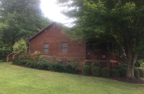 Elkton Cabin | Amazing Secluded Mountain Cabin @ Shenandoah Nat. Park, hiking trails & fishing