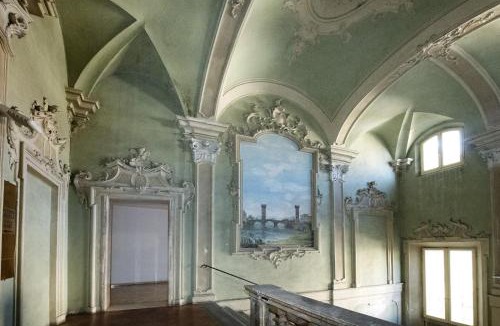 Faenza Apartment | Amazing Serenity Flat for 7, AC, historic center