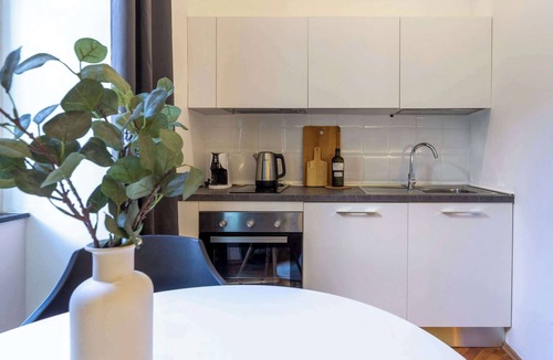 Trieste City Centre Apartment | Amazing Studio in the City Center ★ Fast Wifi