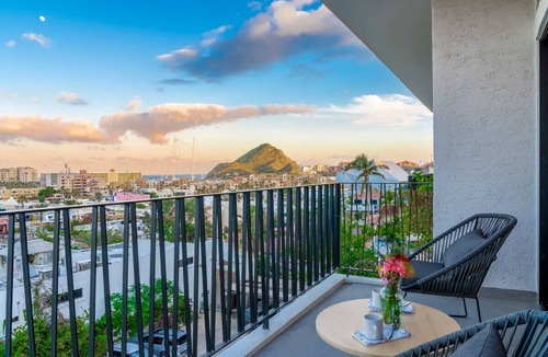 Centro Apartment | Amazing Studio - Terrace Overlooking the Marina