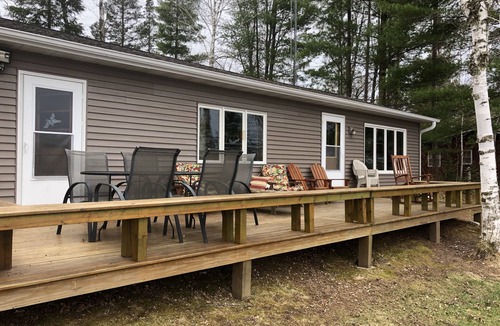Winter House | Amazing Sunsets, Peaceful, Well Maintained Lake home on Beautiful, Barker lake