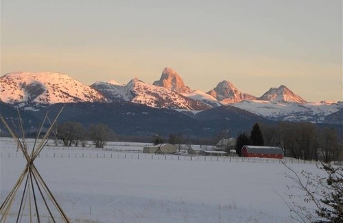 Clawson Apartment | Amazing Teton Views near Yellowstone and GTNP. Hot Tub, Office, Sauna.