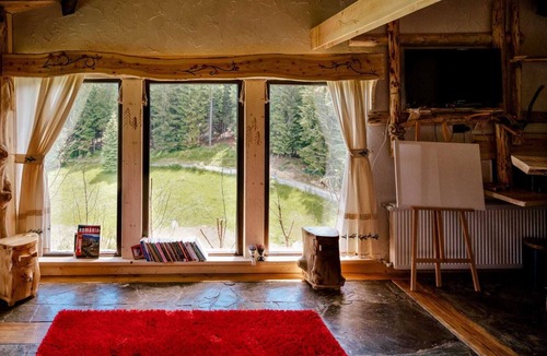 Moeciu de Sus House | Amazing Treehouse, Top Amenities, Romantic & Amazing Views