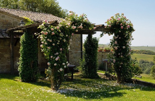 Pienza Villa | Amazing view 3 bdr villa with pool & A/C in Pienza | Leccino