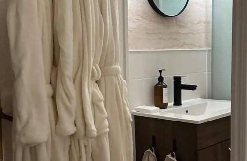 Chantiers Apartment | Amazing view on the Versailles Palace15min Paris Montparnasse 25min Eiffel Tower