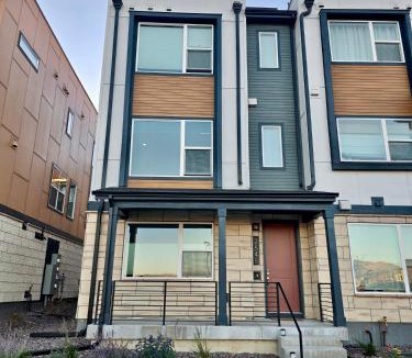 Superior House | Amazing Views Just Minutes from Boulder
