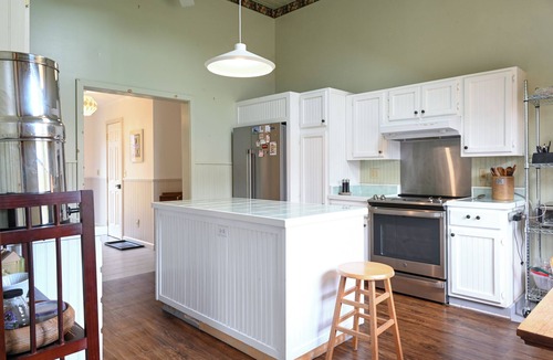East Jewett House | Amazing Views, Large Deck and Private Creek Area