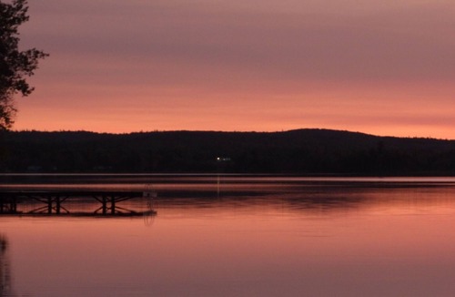 Albert Bridge Cottage | Amazing views Mira River , sunrise sunsets, near to Sydney and many attractions