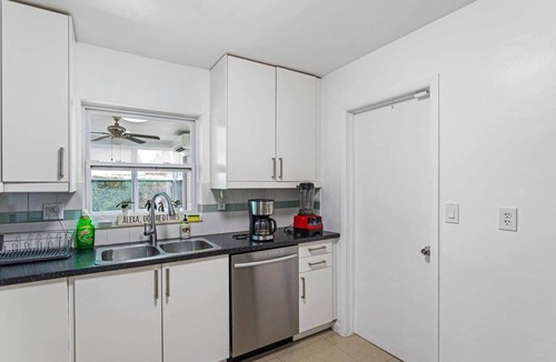 Tamiami House | Amazon Heated Pool Perfect House