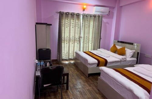 Sauraha Hotel | Amazon Resort