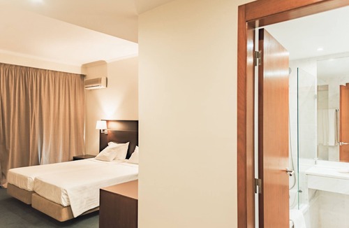 Linda-a-Pastora Hotel | Amazonia Jamor Hotel