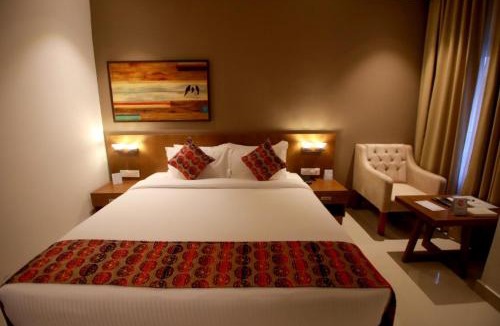 Irinjalakuda Hotel | Ambal Regency
