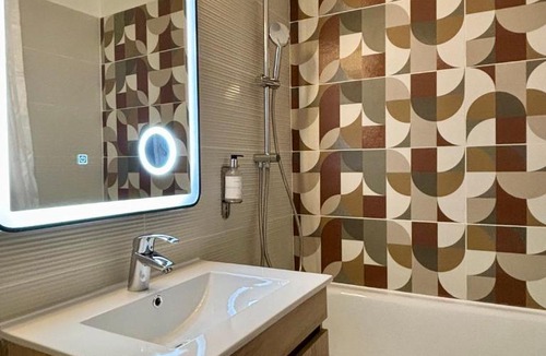 Cherbourg-en-Cotentin Hotel | Ambassadeur Hotel - Cherbourg Port de Plaisance