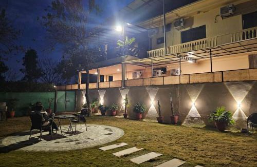 Loralai District House | Ambassador Suites