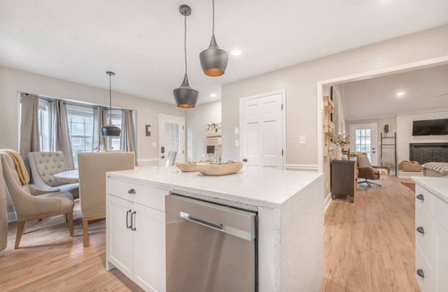 Jonesboro House | Amber Leaf Two · Eight 11 Homes Stylish & Spacious Home Near ATL