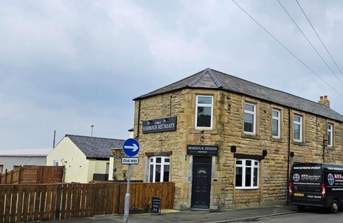 Amble House | Amble Harbour retreats