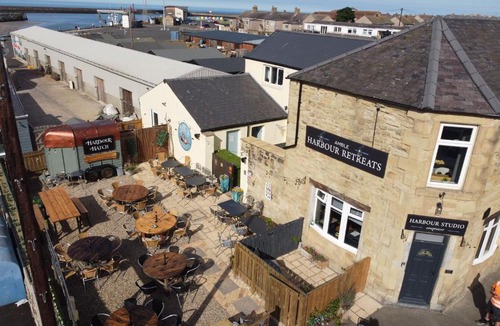 Amble House | Amble Harbour retreats