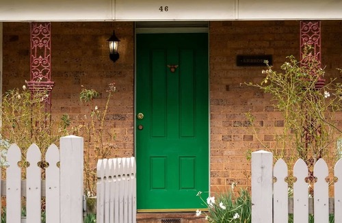 Orange House | Ambrose On Byng | Central Location