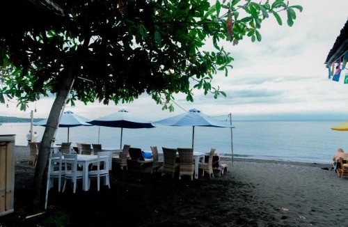 Purwakerti Hotel | Amed Sunset Beach