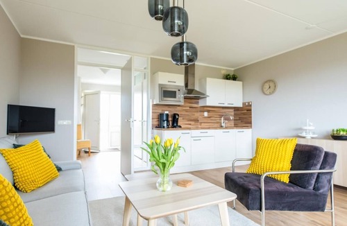 Buren Apartment | Amelander Paradijs 48, Buren Westkant