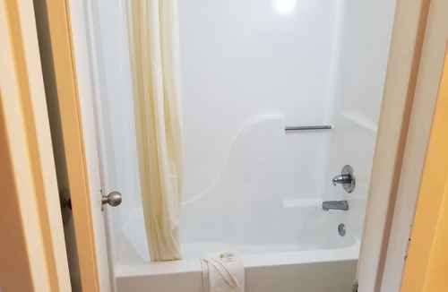 Chesapeake Hotel | American Inn Chesapeake – Portsmouth
