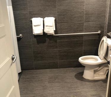 Downey Hotel | American Inn Downey