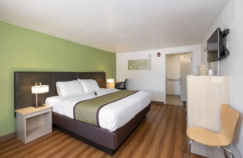 Carlisle Hotel | American Inn