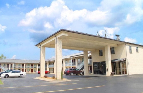 Paducah Hotel | American Inn
