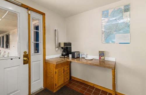 Biddeford Hotel | Americas Best Value Inn Biddeford