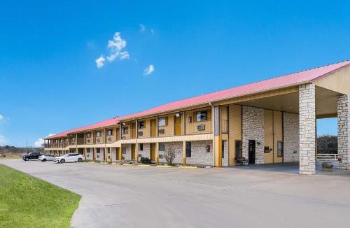 Refugio Hotel | Americas Best Value Inn Refugio
