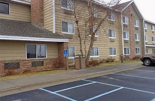 Oakdale Hotel | AmericInn by Wyndham Coralville