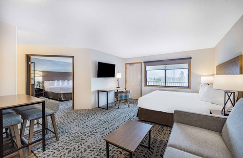 Proctor Hotel | AmericInn by Wyndham Duluth South Black Woods Event Center